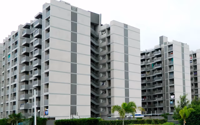 Apollo DB City – delivered towers with the township signage, Nipania, Indore