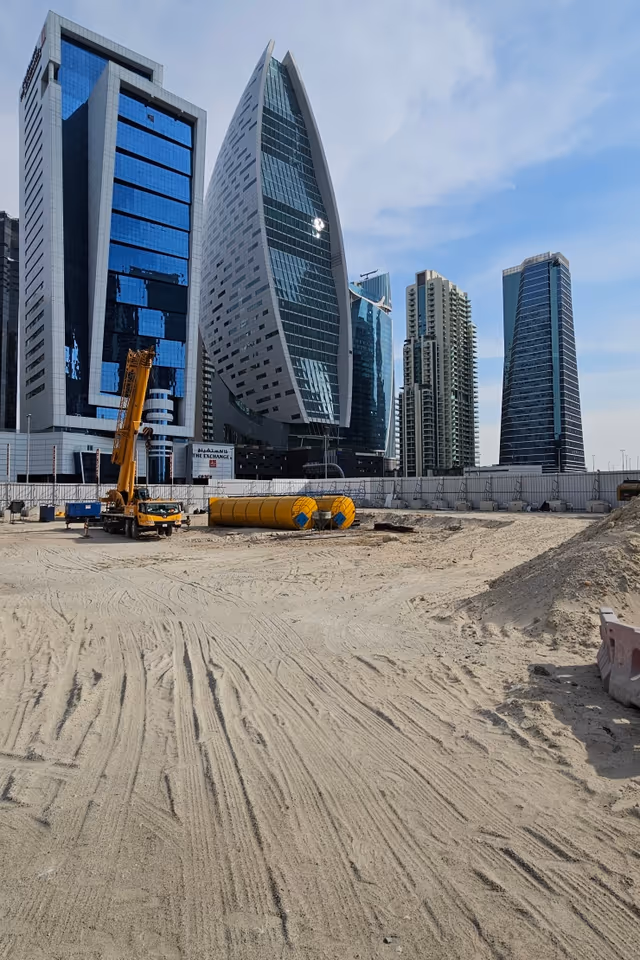 Bayz 102 – construction site in Business Bay during early enabling works